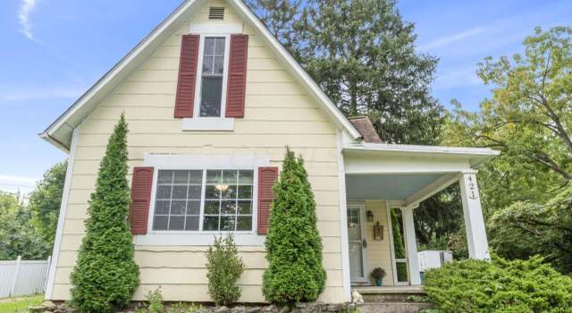 Photo of 421 W 4th St, Marysville, OH 43040