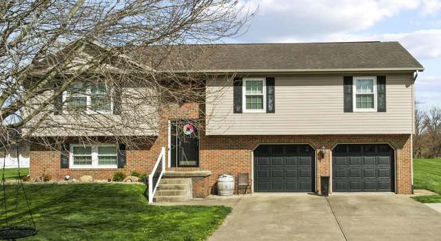 Photo of 12900 Hunters Trl, Dresden, OH 43821