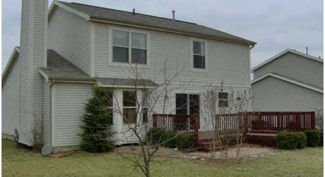 Photo of 3211 Long Cove Ct, Pickerington, OH 43147
