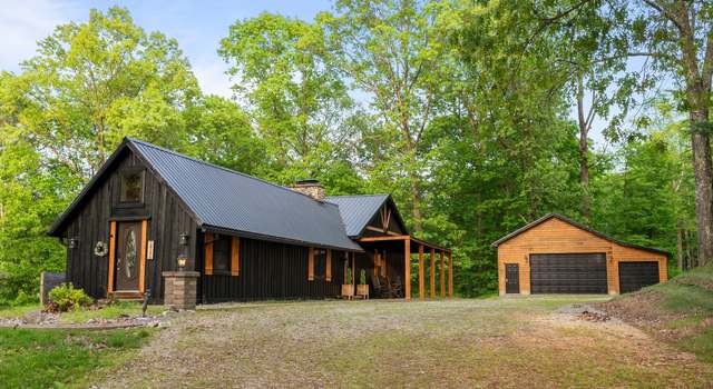 Photo of 18156 Thompson Ridge Rd, Laurelville, OH 43135