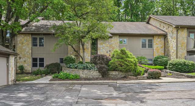 Photo of 3137 Griggsview Ct #3137, Columbus, OH 43221