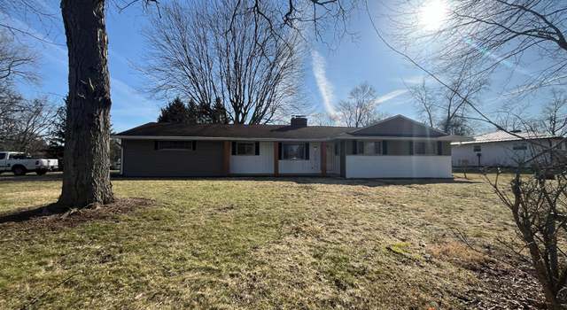 Photo of 3270 Sycamore Knolls Dr, Columbus, OH 43219