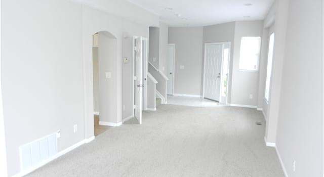 Photo of 2670 Village Ln, Hilliard, OH 43026