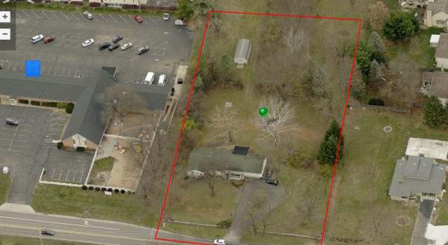 Photo of 3720 Henderson Rd, Columbus, OH 43220