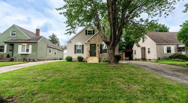 Photo of 585 Chatham Rd, Columbus, OH 43214