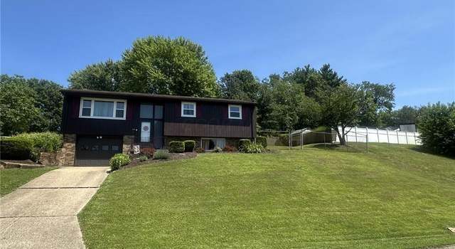 Photo of 218 Highland Blvd, Coshocton, OH 43812