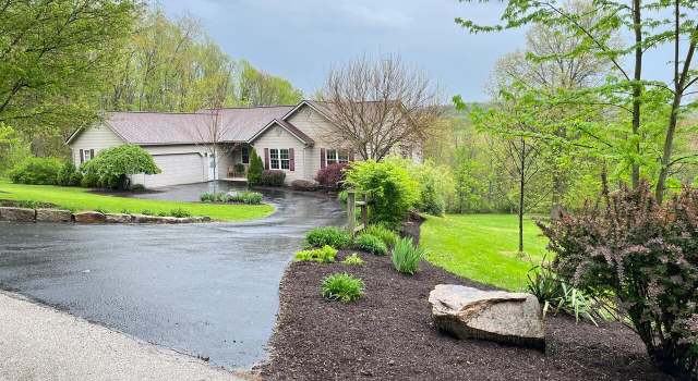 Photo of 1689 Harlan Rd, Lucas, OH 44843