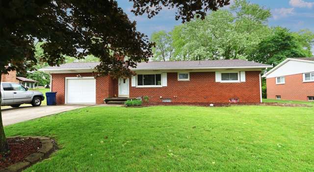 Photo of 33 Sunset Dr, Shelby, OH 44875