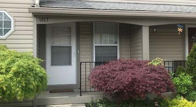 Photo of 1817 Ridgebury Dr, Hilliard, OH 43026