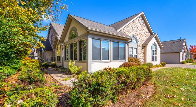 Photo of 8564 Stonewoods Ln, Powell, OH 43065