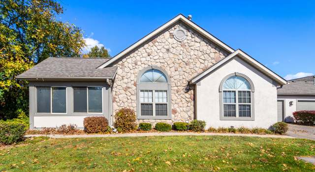 Photo of 8564 Stonewoods Ln, Powell, OH 43065
