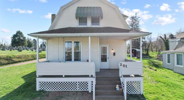 Photo of 251 Zanesville Rd, Roseville, OH 43777