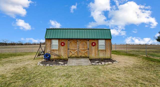 Photo of 1849 Old Springfield Rd, New Holland, OH 43145