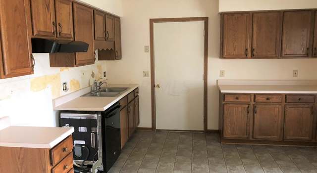 Photo of 437 Samantha Cir, London, OH 43140