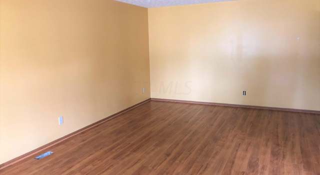 Photo of 437 Samantha Cir, London, OH 43140