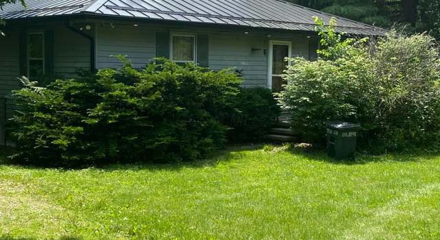 Photo of 12170 Fairview Rd SE, Heath, OH 43056