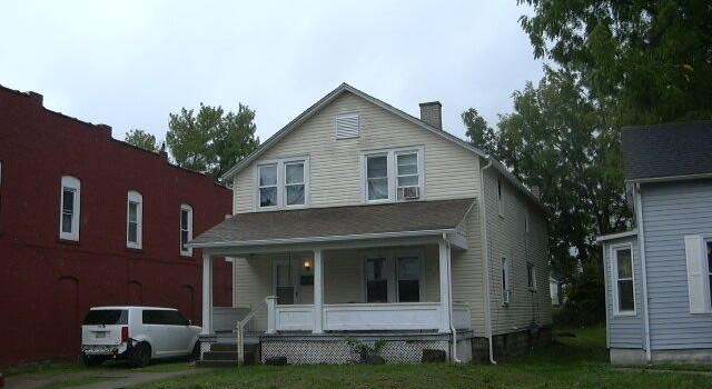 Photo of 424 E Mulberry St, Lancaster, OH 43130