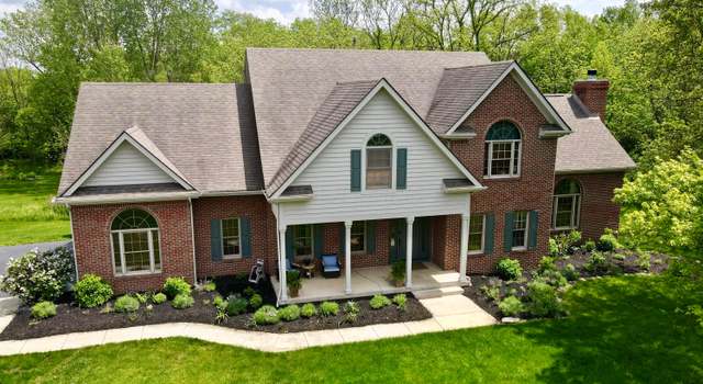 Photo of 9719 Erin Woods Dr, Dublin, OH 43017