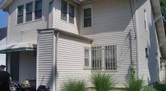 Photo of 1937 Merryhill Dr, Columbus, OH 43219