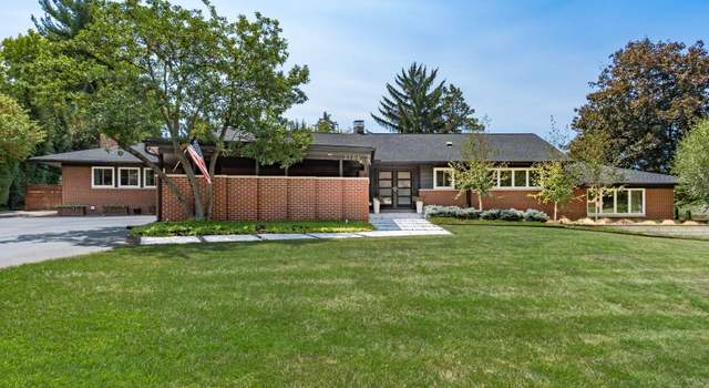 Photo of 2766 S Dorchester Rd, Columbus, OH 43221