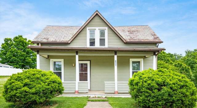 Photo of 320 S Market St, Somerset, OH 43783