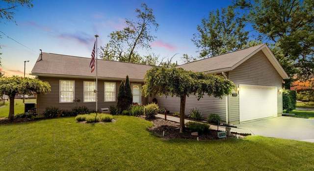Photo of 2880 Maple St, Urbancrest, OH 43123