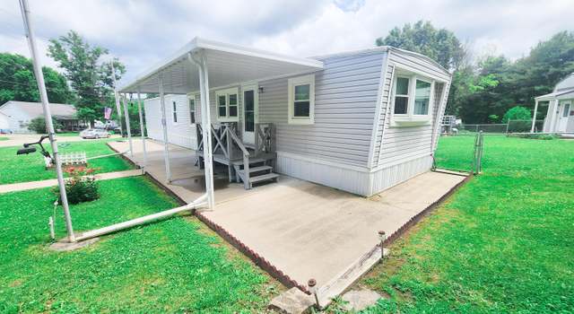 Photo of 135 W Vine St, Zaleski, OH 45698