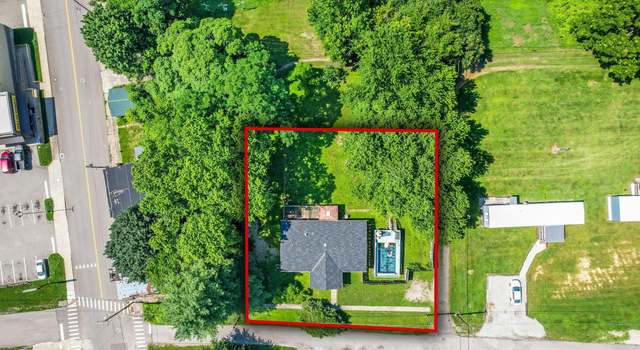 Photo of 102 W Ewing St, New Straitsville, OH 43766