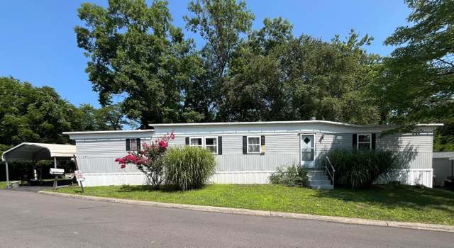 Photo of 185 French Run Ln, Reynoldsburg, OH 43068