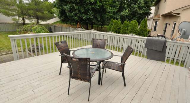 Photo of 298 Ashford Dr, Westerville, OH 43082