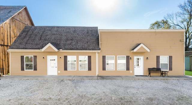 Photo of 392-394 Race St, Pataskala, OH 43062