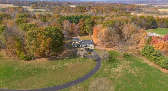 Photo of 371 Potters Ln, Granville, OH 43023