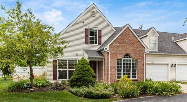 Photo of 8699 Lazelle Commons Dr, Lewis Center, OH 43035