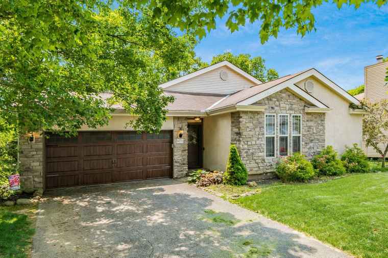 Photo of 6175 Rockland Dr Dublin, OH 43017