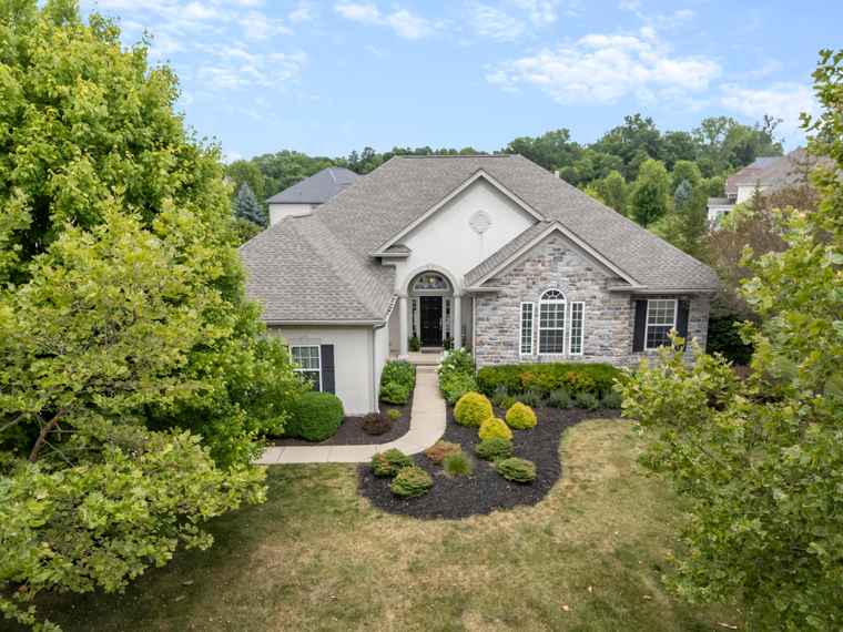 Photo of 8128 Conine Dr Dublin, OH 43016