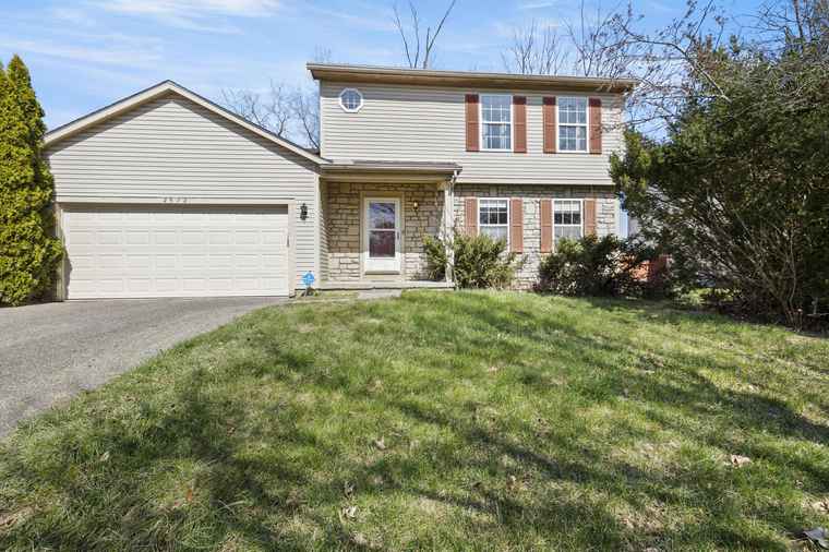 Photo of 2372 Rolling Rock Dr Columbus, OH 43229