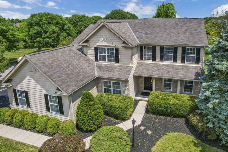 Photo of 7511 Windsor Dr Dublin, OH 43016