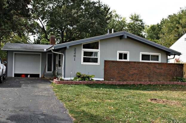 2261 Woodstock Rd Upper Arlington Oh 43221 Mls 217011442 Redfin
