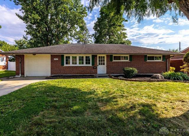 Property at 2154 Lynpark Ave, Dayton, OH 45439, 3 beds, 1 bath