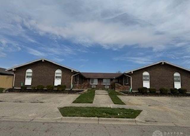 Property at 4640 Wayne Meadows Cir, Huber Heights, OH 45424, 8 beds, 4 baths