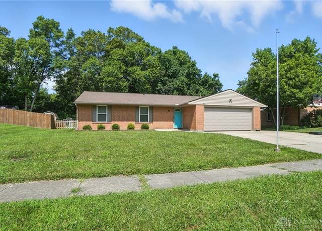 Property at 7201 Rustic Woods Dr, Dayton, OH 45424, 3 beds, 2 baths