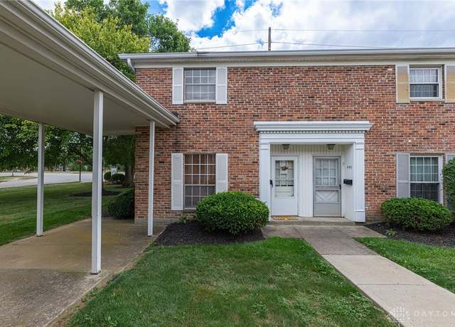 Property at 843 Clareridge Ln, Dayton, OH 45458, 2 beds, 1.5 baths