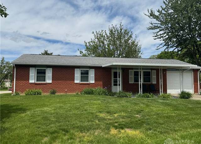 Property at 326 Little League Dr, Eaton, OH 45320, 3 beds, 1 bath