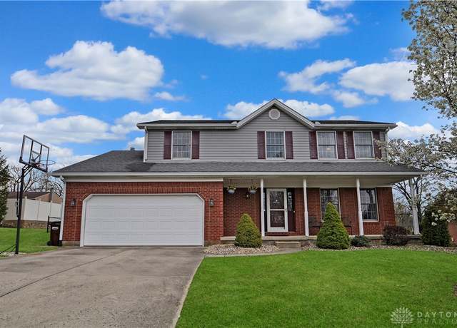 Property at 1243 Holly Hill Dr, Greenville, OH 45331, 4 beds, 2.5 baths