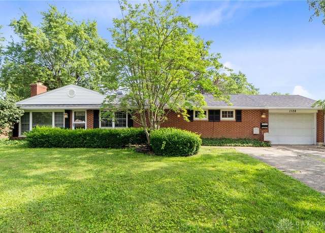 Property at 1108 Donson Dr, Kettering, OH 45429, 3 beds, 2 baths
