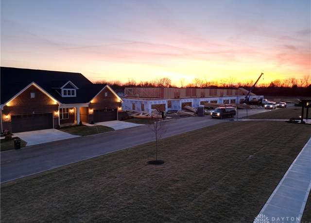 Property at 2024 Cedar Lake Dr, Huber Heights, OH 45424, 3 beds, 2.5 baths