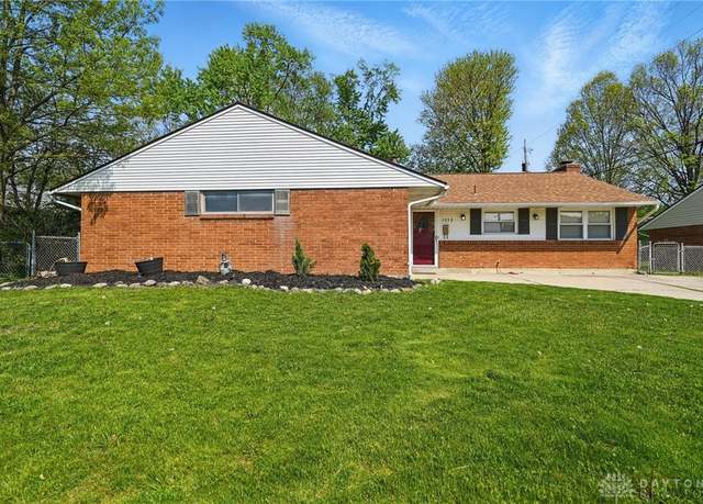 Property at 5950 Bavaria Pl, Dayton, OH 45424, 4 beds, 2 baths