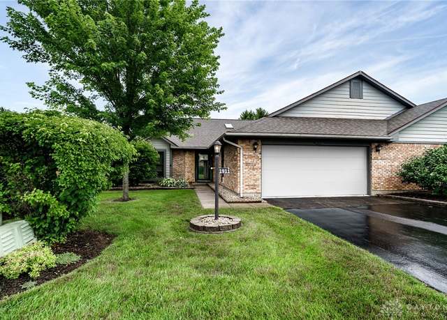 Property at 1911 Wedgewood Cir, Springfield, OH 45503, 3 beds, 2 baths
