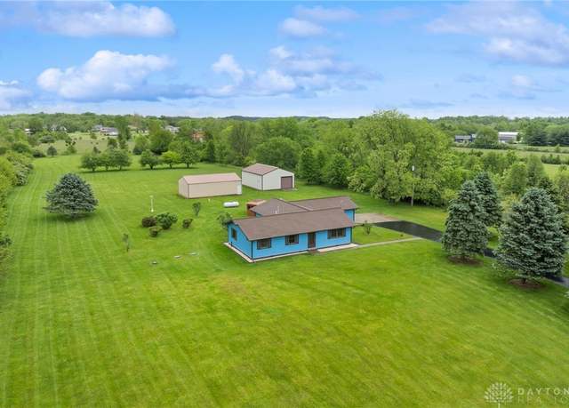 Property at 5028 W Enon Rd, Bath Twp, OH 45324, 3 beds, 2 baths