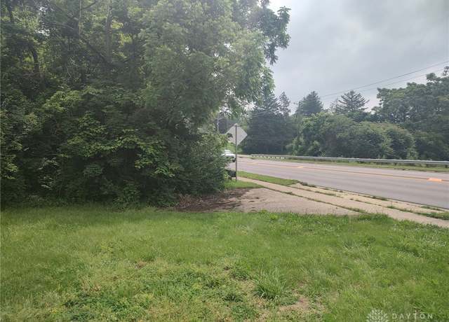 Property at 551 E 2nd St, Franklin, OH 45005